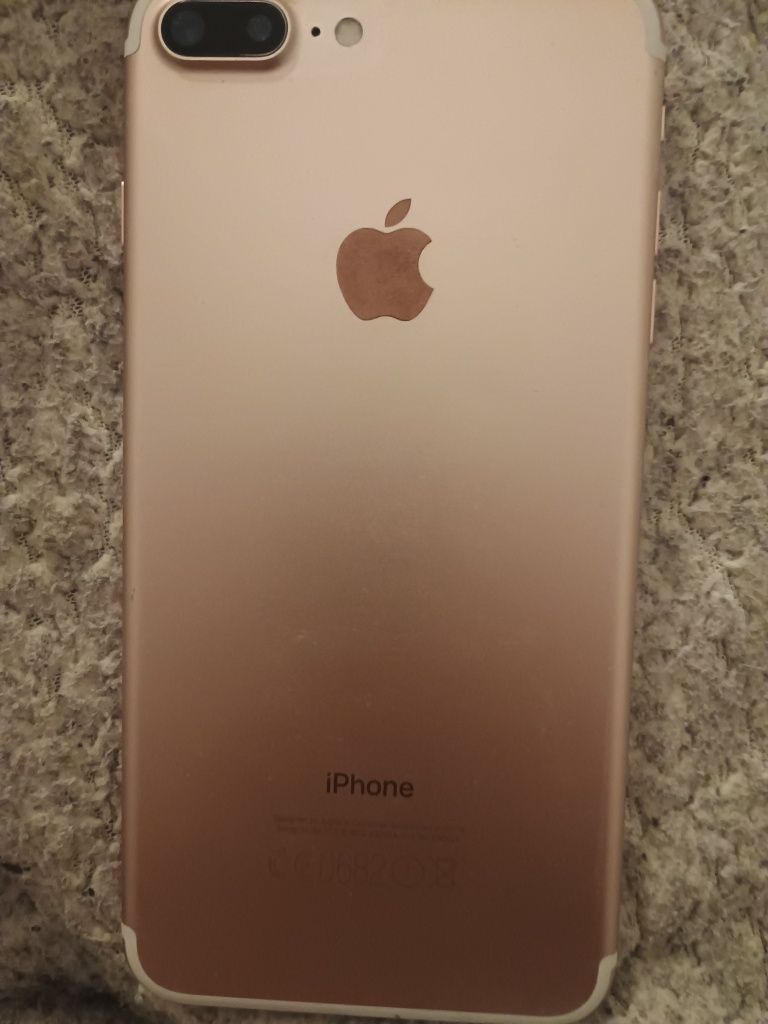 iPhone 7 plus original com bateria 83%