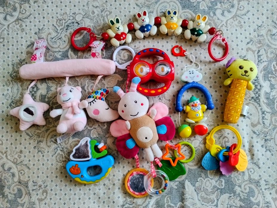 Продам дитячі іграшки