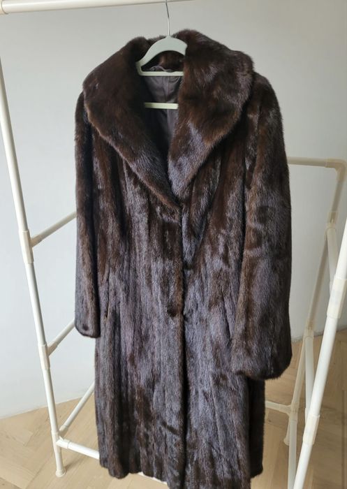 Futro z calych norek w stanie bdb