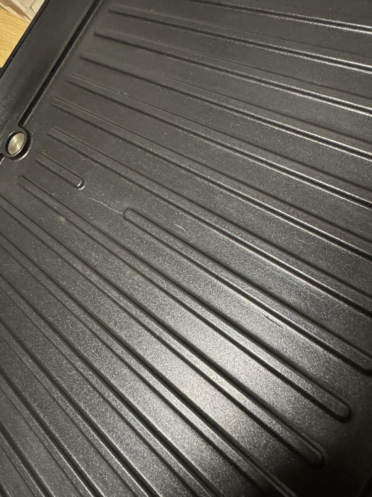 Grill elektryczny GÖTZE & JENSEN GL805X