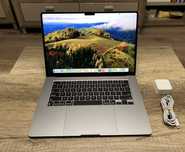 Apple MacBook Air 15,3" М2 8/256 2023 Space Grey, Идеал!