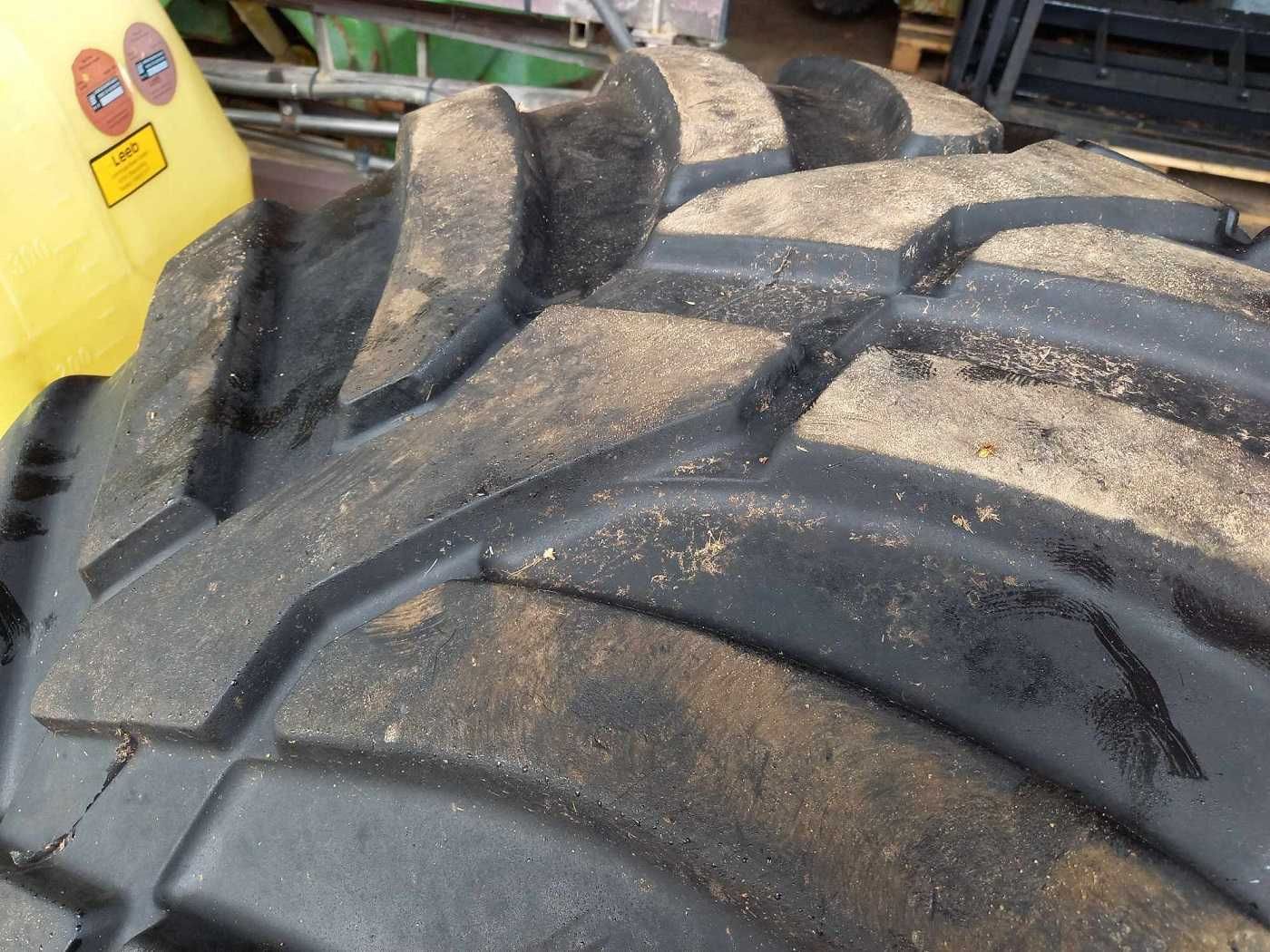 Opona do przyczepy 560/45 R22,5