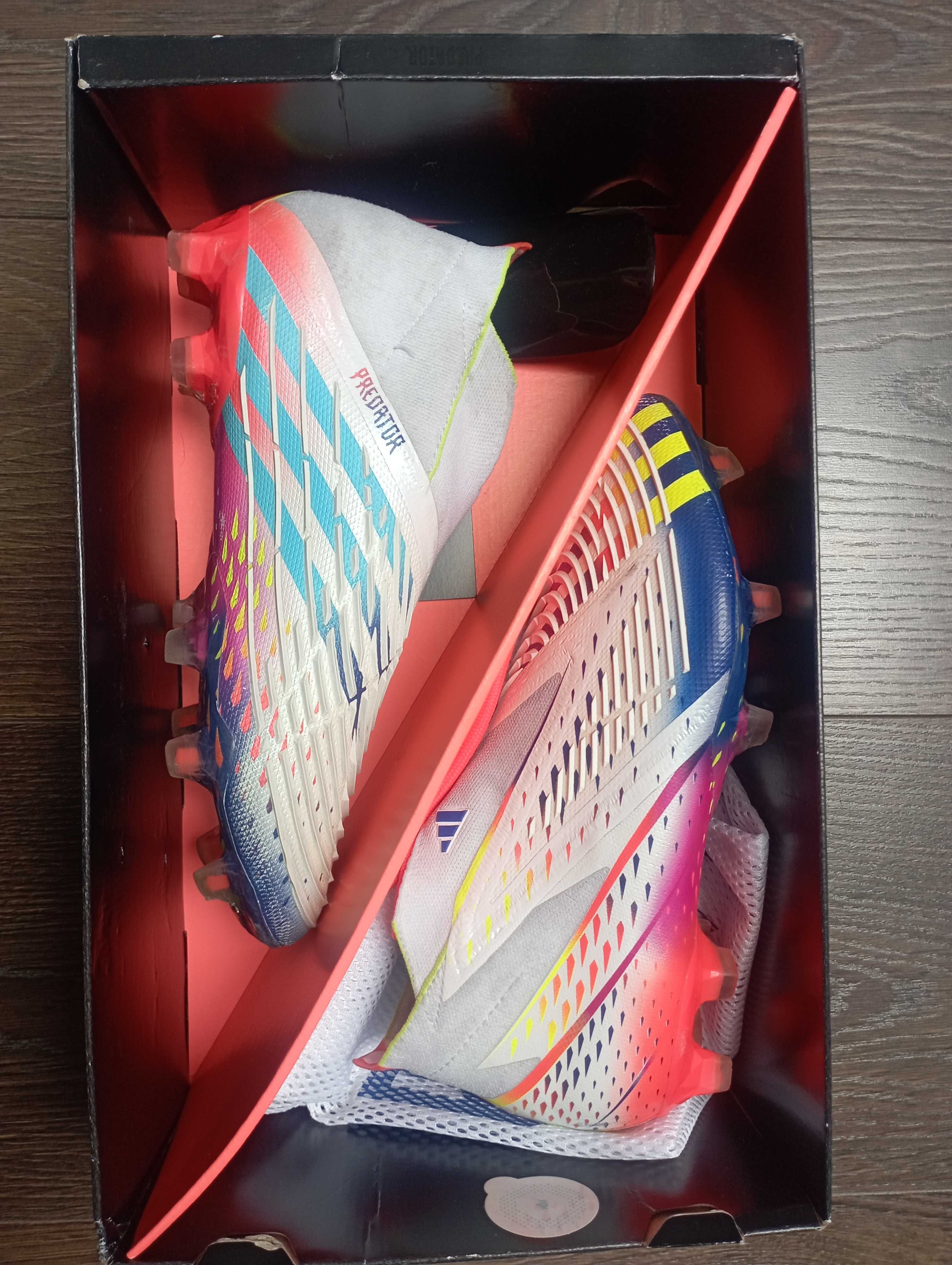 Buty piłkarskie 39 1/3 Adidas Predator Edge+ FG GW1040 Al Rihla 2022