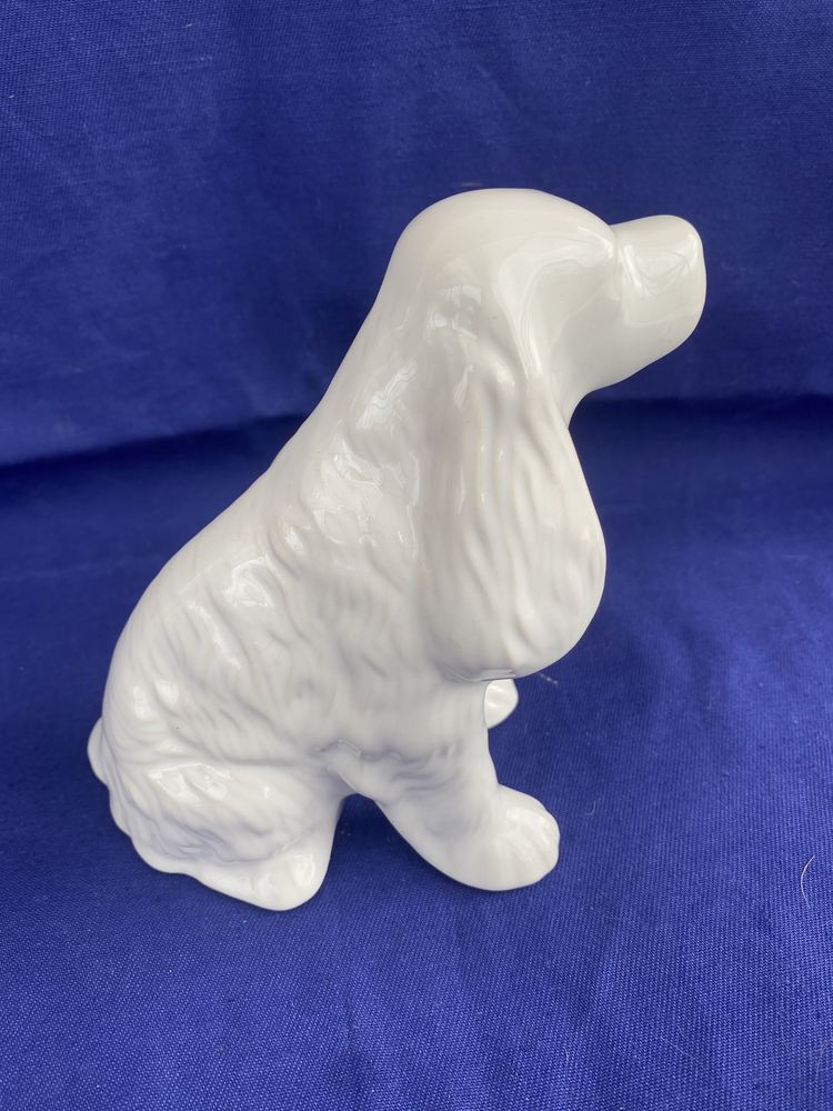 Estatueta Cão de loiça