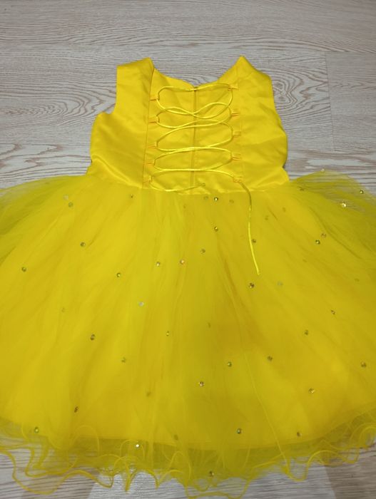 Плаття, сукня святкова для дівчинки 4-6 р. Платье для девочки.