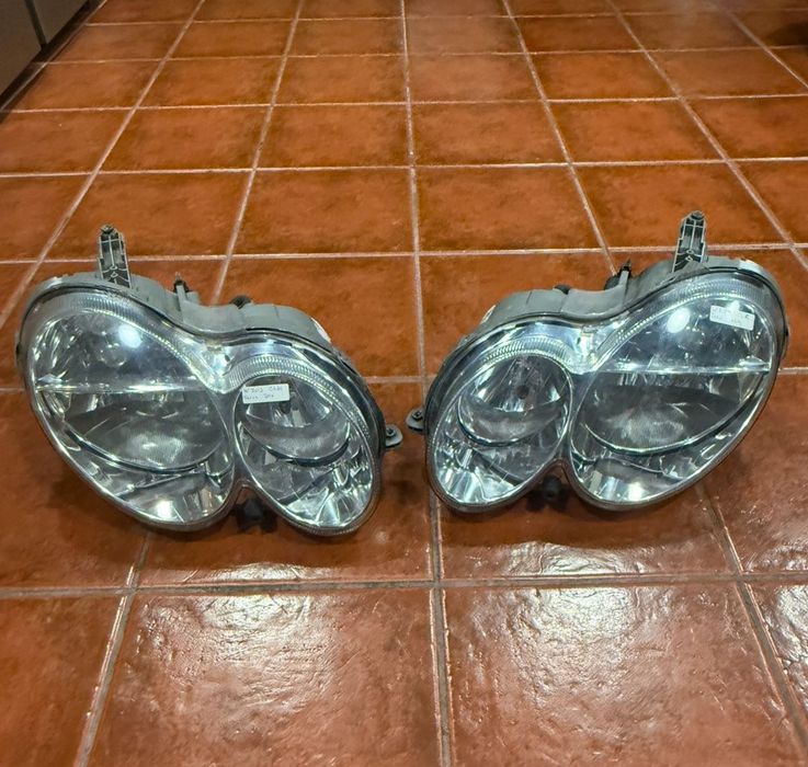 Faróis Mercedes CLK W209