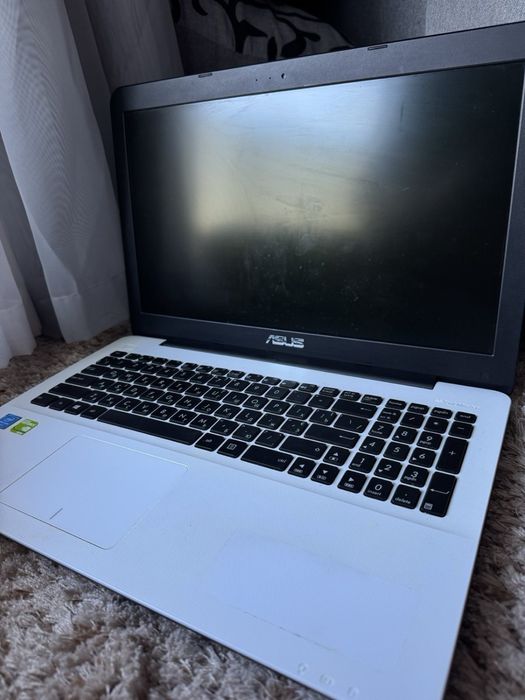 Продам ноутбук ASUS X555SJ