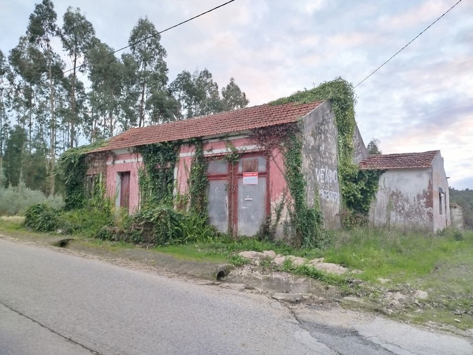 Terreno com casa