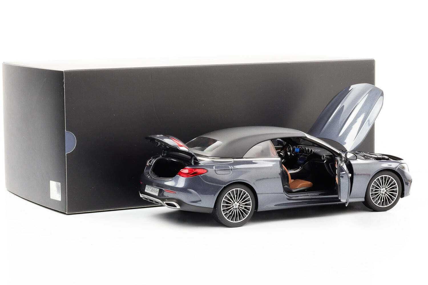 1:18 MERCEDES-BENZ CLE Cabriolet A236 graphite grey dilerski NOWY