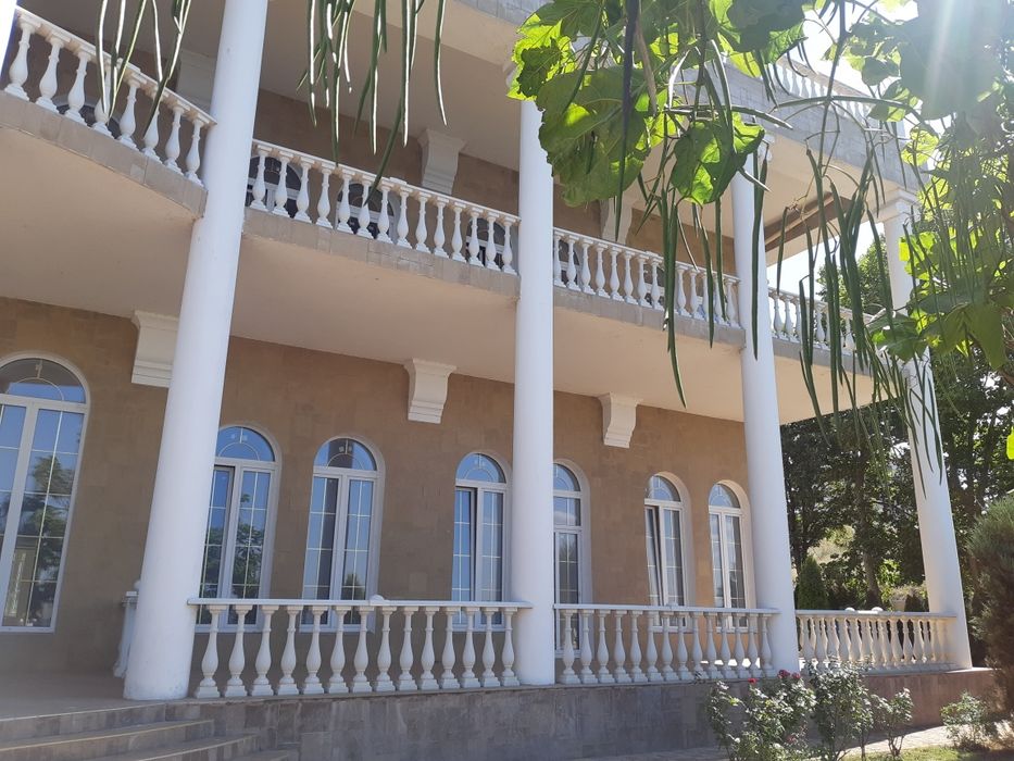 Продаю клубний будинок м.Миколаїв