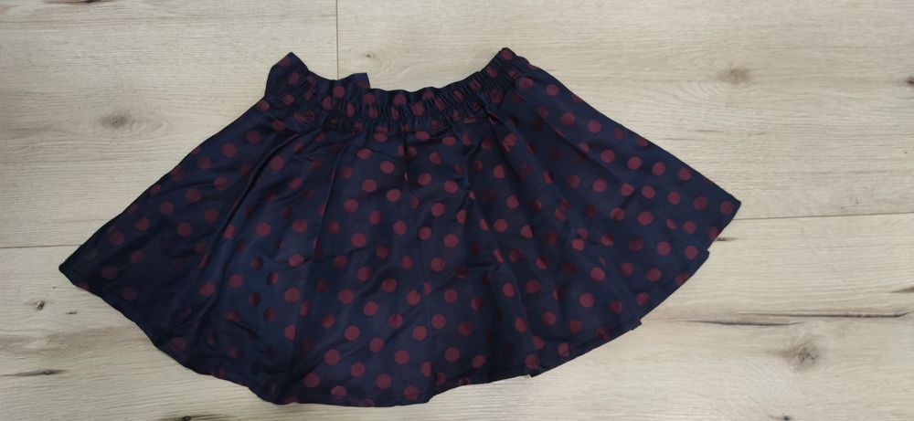 Spódniczka w kropki