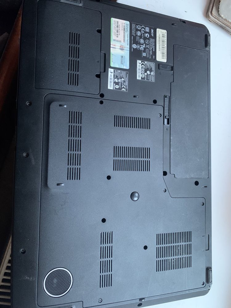 ноутбук Acer Aspire 8735G
