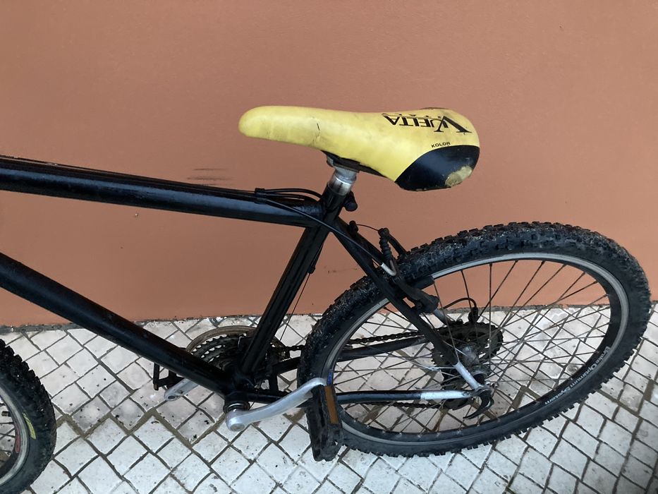 Bicicleta em bom estado roda 26