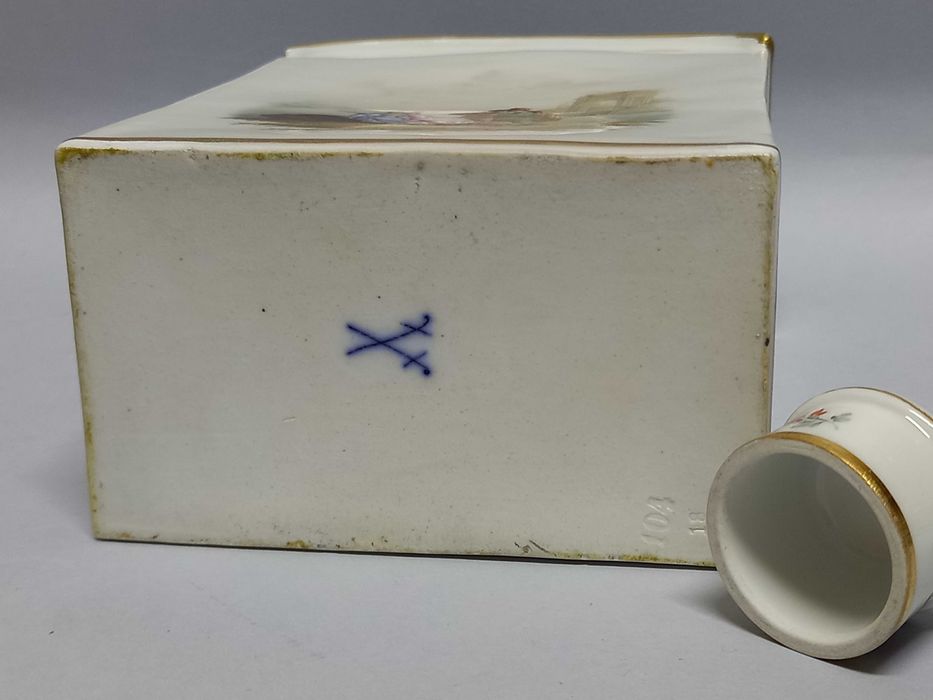 Herbatnica, pojemnik na herbatę, II poł. XIX w. Miśnia (Meissen)