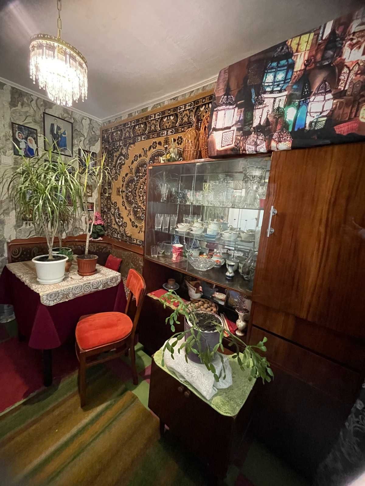 Продам 3 квартиру на проспект Свободи 46