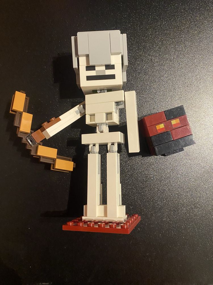 Lego Minecraft 21150 BigFig szkielet kostka magmy