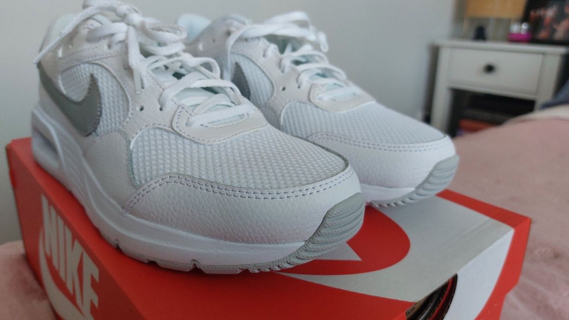 Nike Womans Air Max (silver white) 40