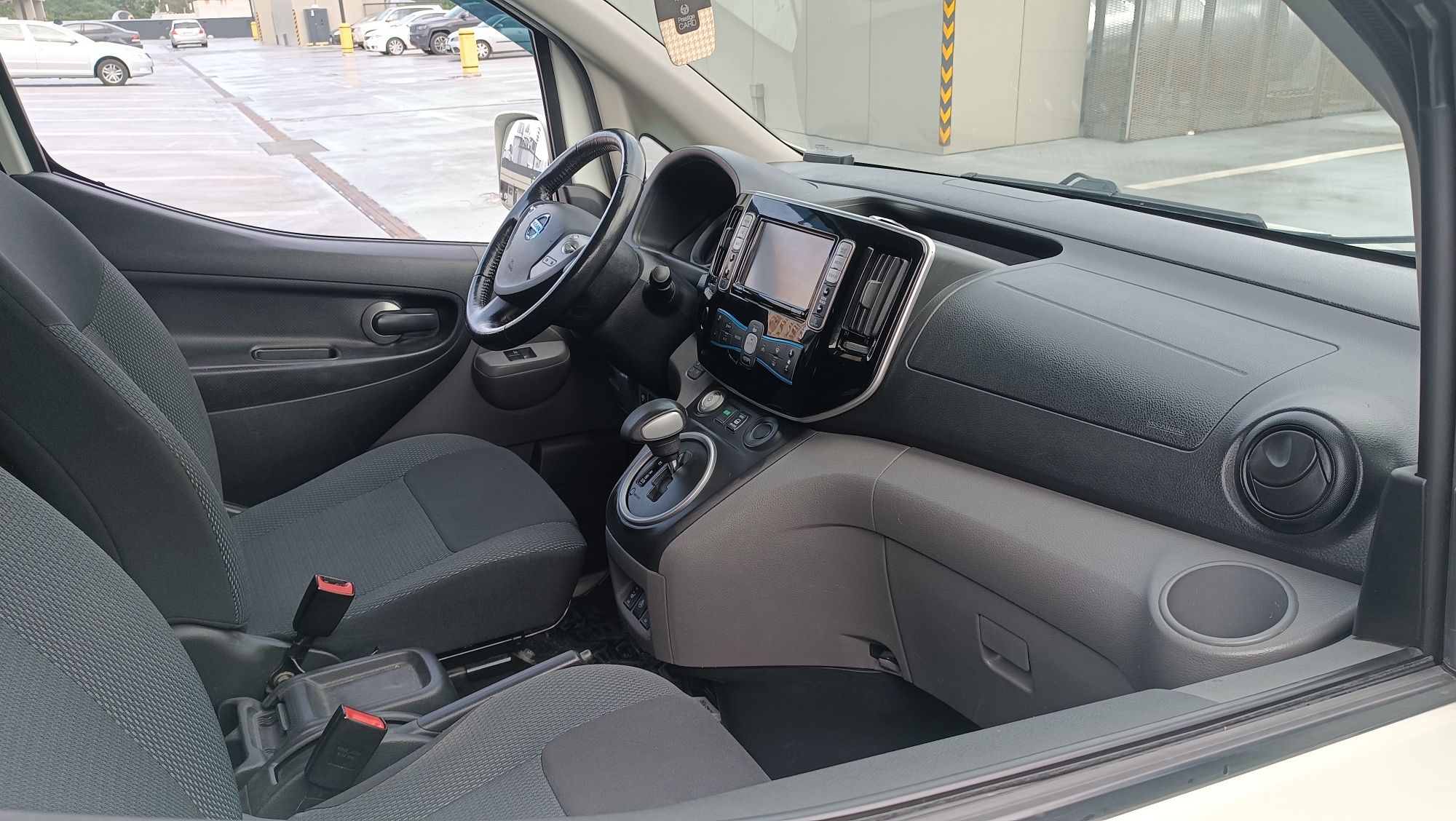 Електричний e-NV200
