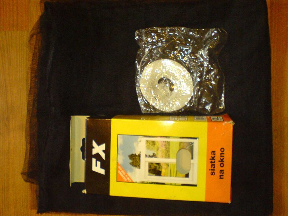 Siatka Na Okno Zabezpieczająca przed Owadami Czarna130x150 rzep NOWA