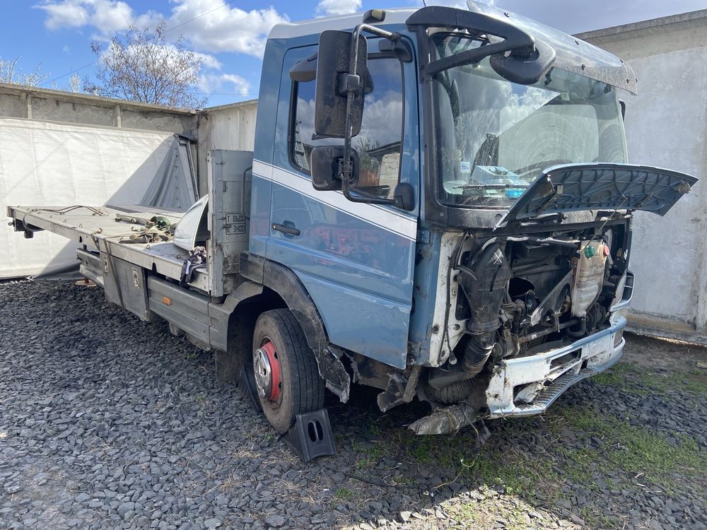Запчастини mercedes atego