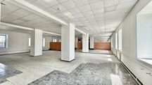 Подол/Куреневка. S=2497м2. Фасад. 1й этаж- магазин. 650$/м2
