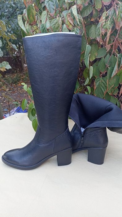 Продам сапоги демисезонные р.39 фирмы Браска