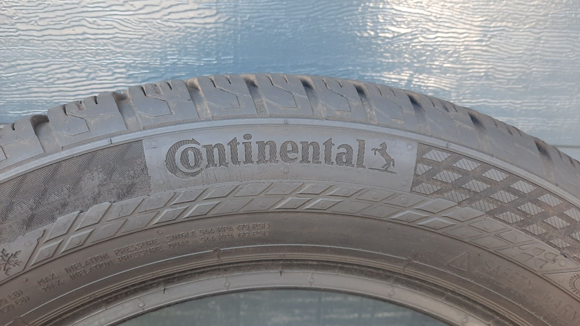 Continental 225/55 R17 C VanContact 4Season 7.3 mm