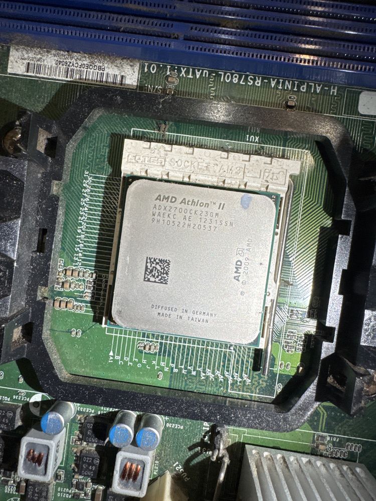 Материнська плата HP 605561-001 з процесором AMD Atlon II