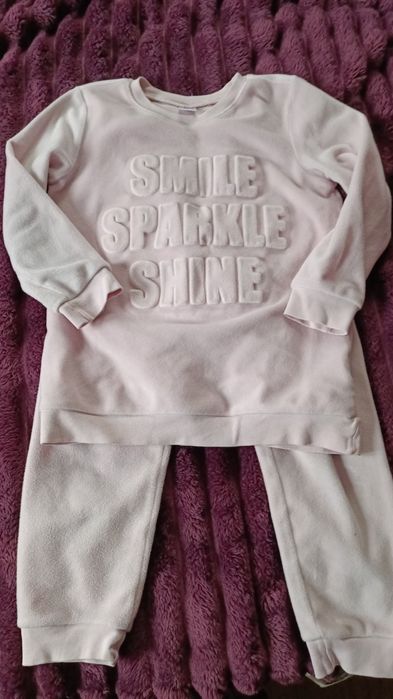 Продам Піжаму на дівчинку