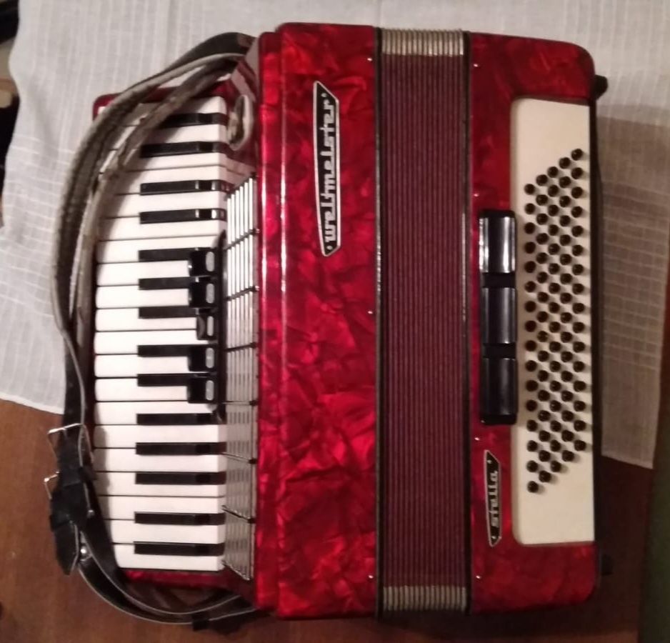 Akordeon Weltmeister Stella 80
