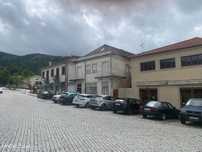 Moradia T4 para venda