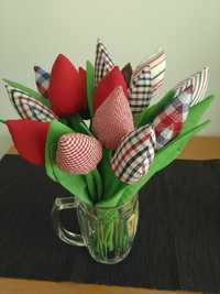Tulipany ręcznie robione, kolorowe w kratkę