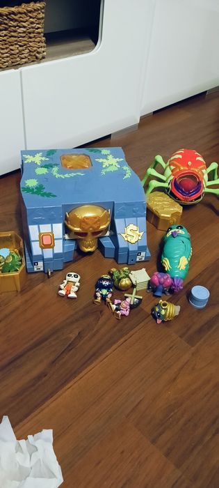 Treasure x grobowiec