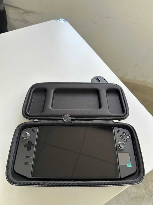 Consola Lenovo Legion Go (1TB)