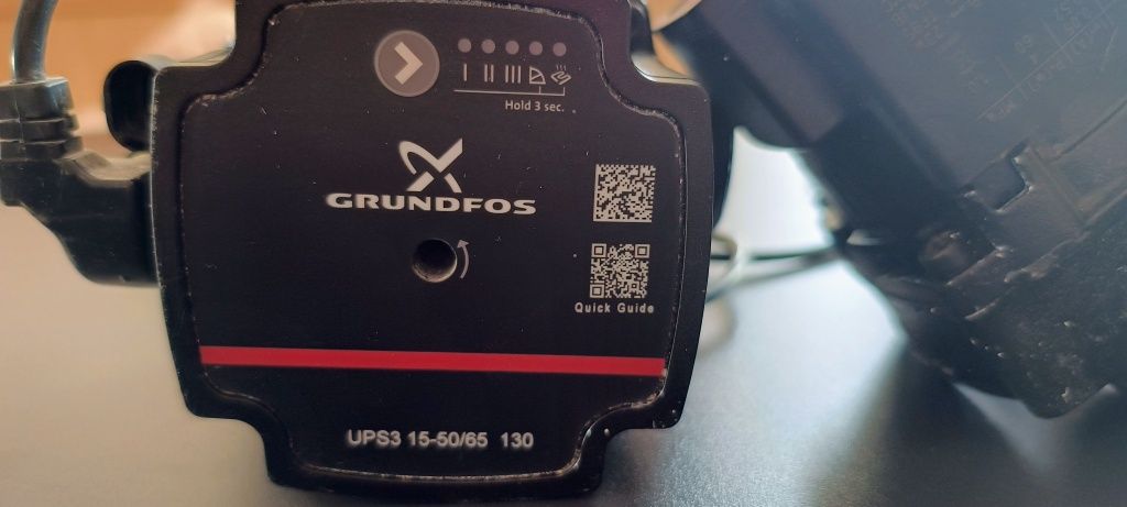 GRUNDFOS UPS3 15-50/65 130 - Pompa