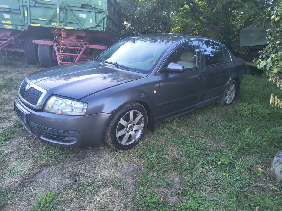 Skoda Superb 1 części