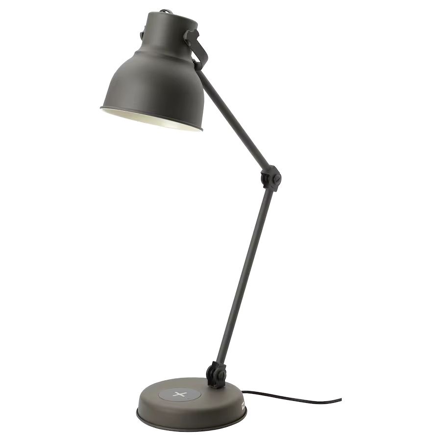 Lampa biurkowa IKEA HEKTAR z ładowarką indukcyjną i USB