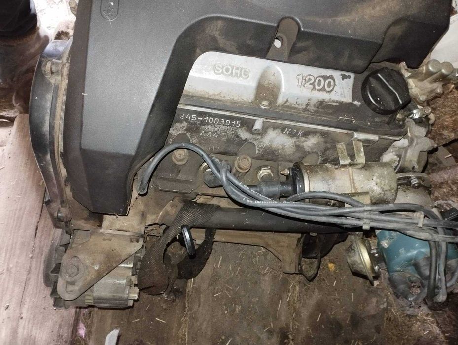 Двигун з КПП Таврия