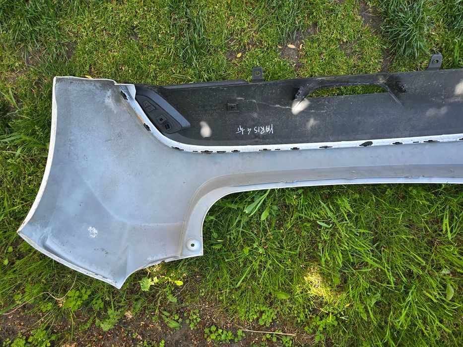 zderzak tył TOYOTA YARIS IV 4 20-