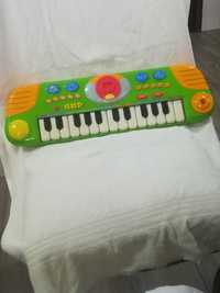Piano/Teclado musical de brincar