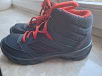 Buty Decathlon Quechua turystyczne górskie r. 37i