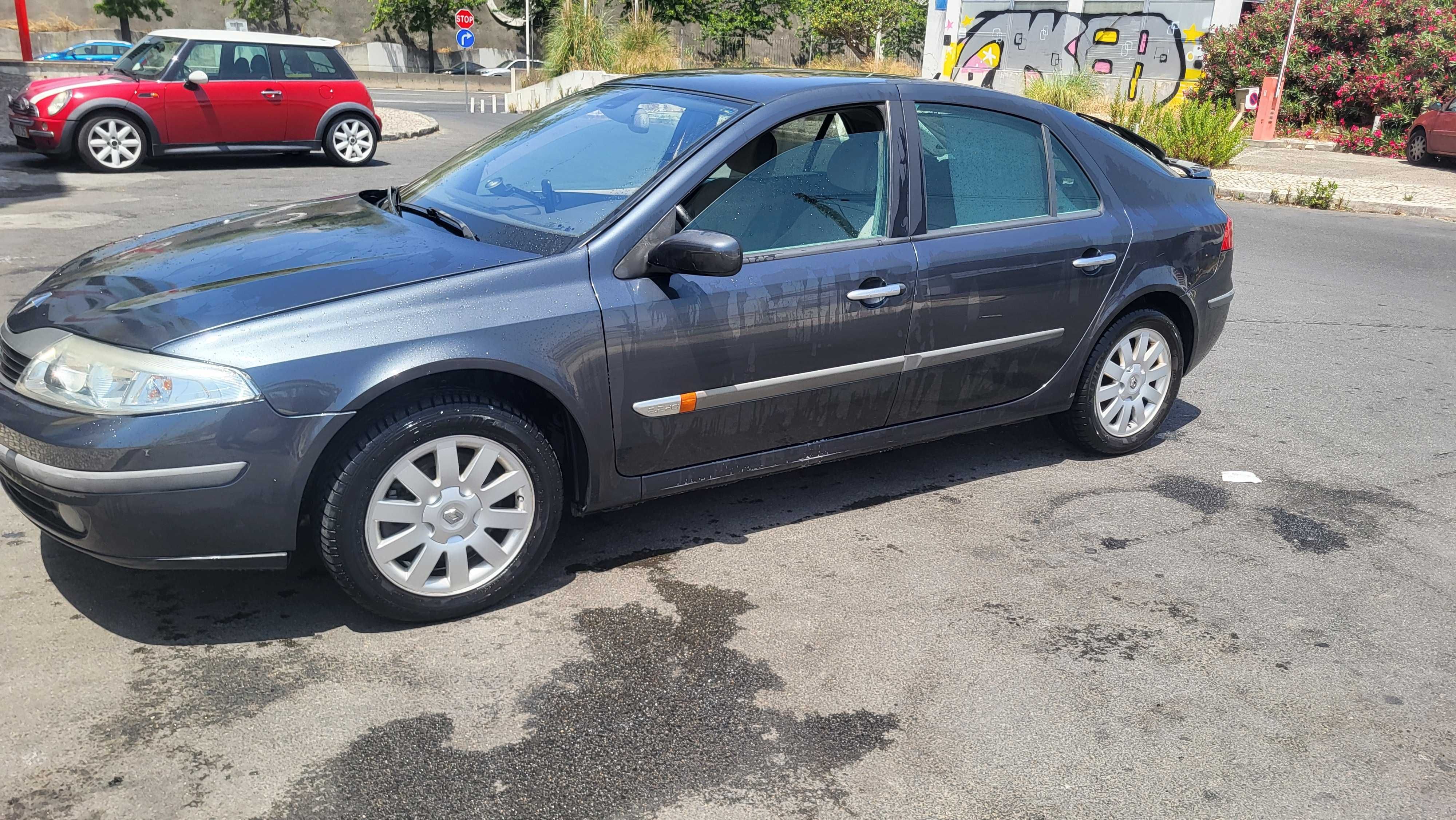 Renault laguna 2.2 dci