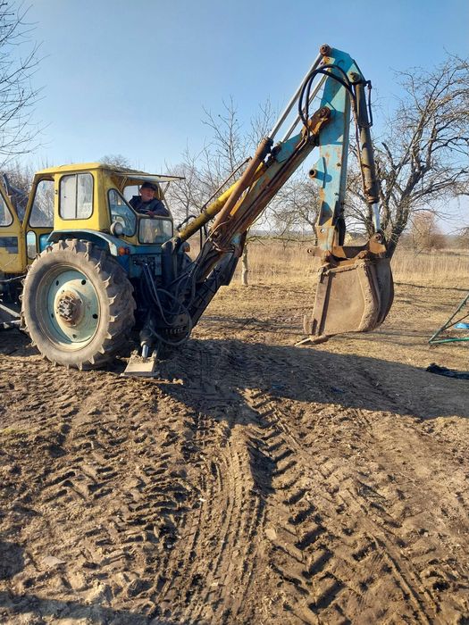 Екскаваторна установка з трактора ЮМЗ по запчастинах