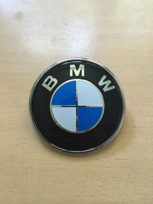 Эмблема значок BMW 82мм./78мм./74мм.