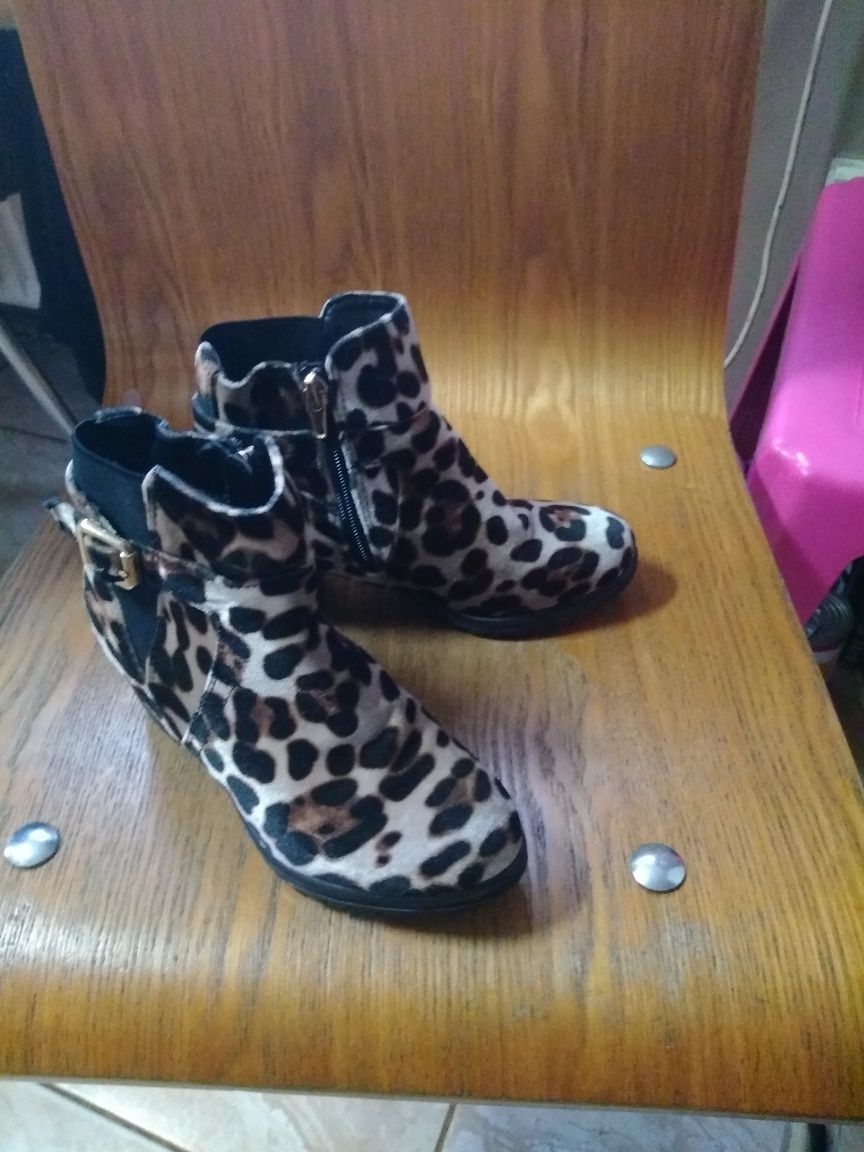 Buty dziewczęce botki River Island nowe