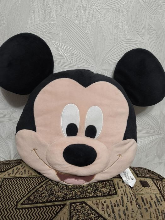 Подушка Микки Маус