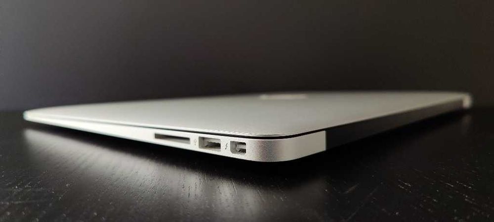 MacBook Air 2015 13" Intel Core i5 8GB/128GB