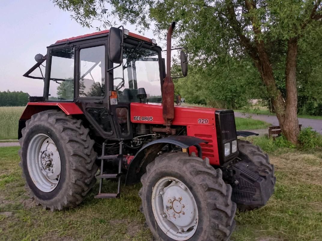 Ciągnik Belarus 920