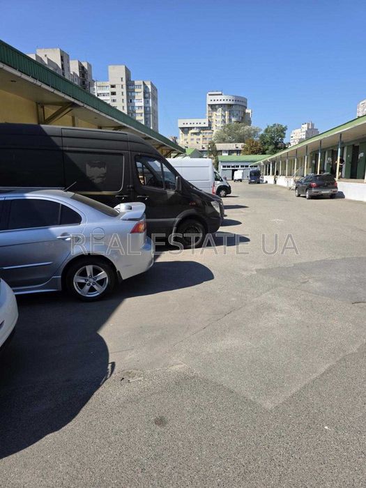 Без комісії. Оренда приміщення 1251 м² Володимира Сікевича буд. № 20-А