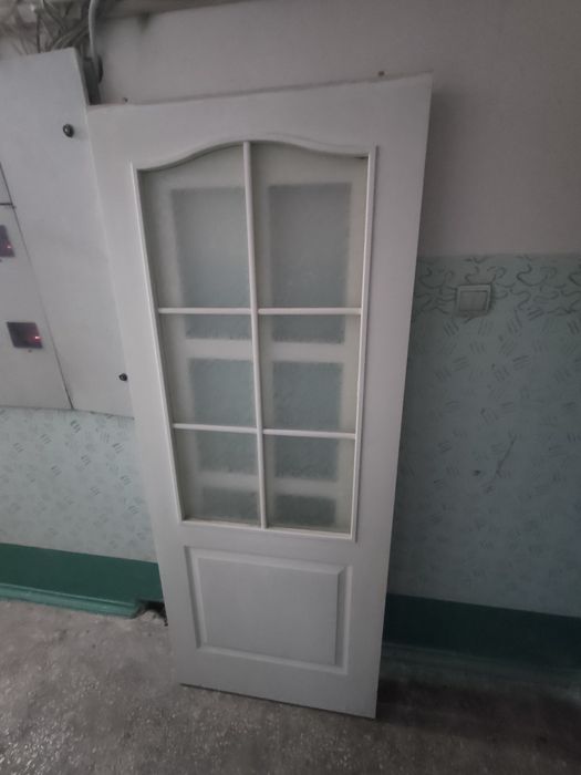 Безкоштовно двері